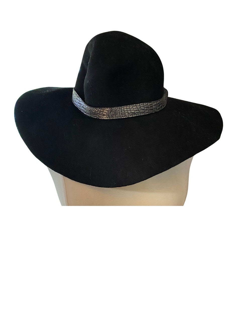 Wool Wide-Brim Felt Fedora with Croc-Texture Band made in Italy